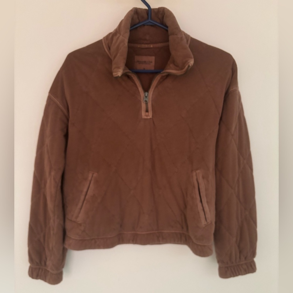 Abercrombie & Fitch Quilted Pullover